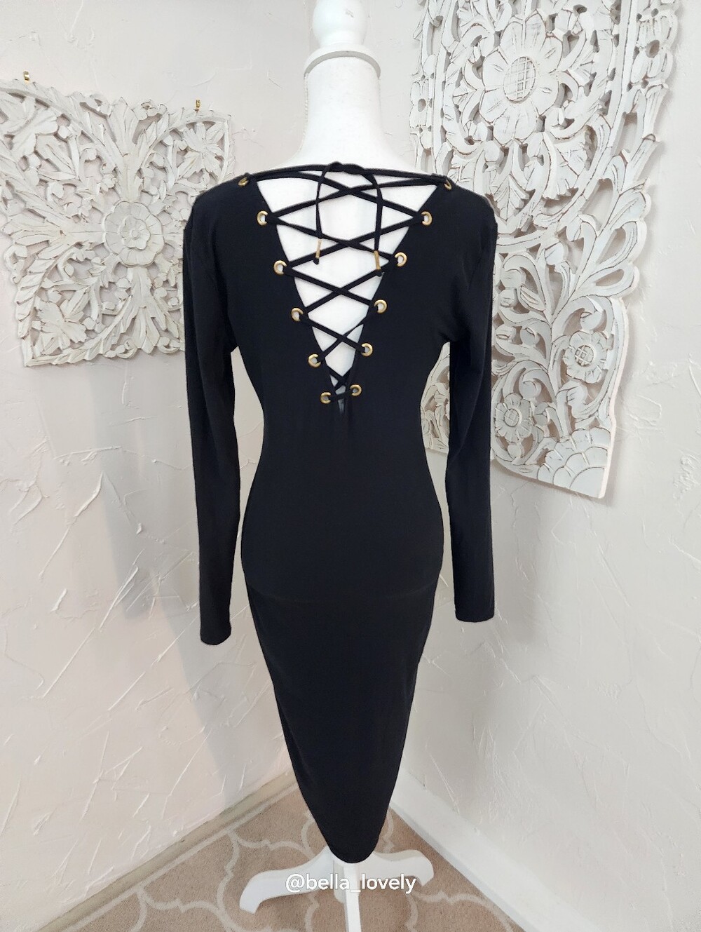 Criss Cross Open Back Women's Black Long Sleeve V-Neck Midi Dress - Picture 2 of 4